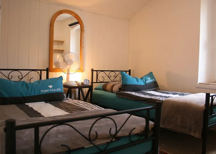 Feriehus Your Work & In *